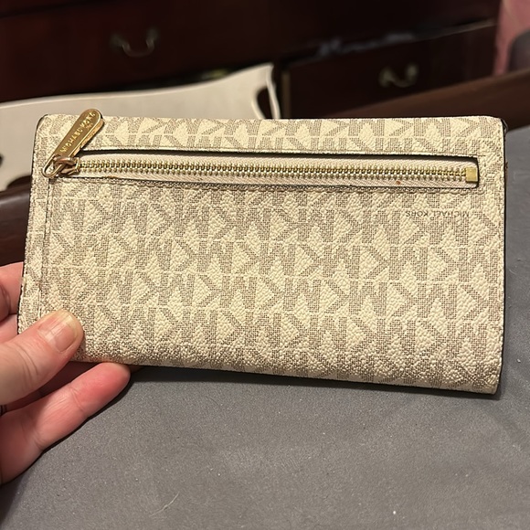 Wallet for sale - Picture 2 of 3